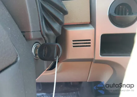 2009 Ford F-150 Lariat/Xl/Xlt from USA, damaged, VIN 1FTRX12V09KB59247